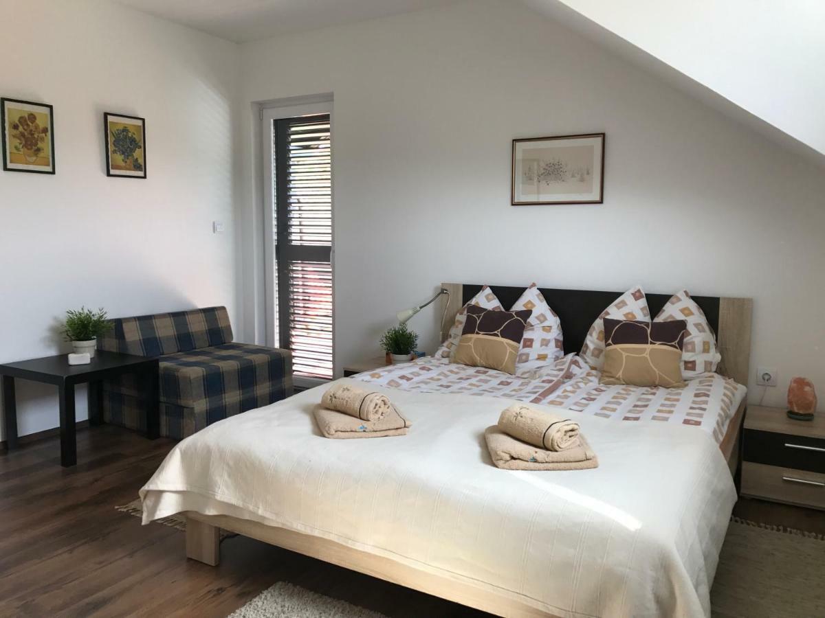 קורניצה Holiday House Kora מראה חיצוני תמונה