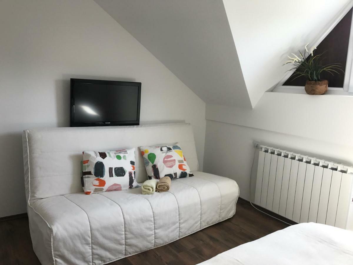 קורניצה Holiday House Kora מראה חיצוני תמונה